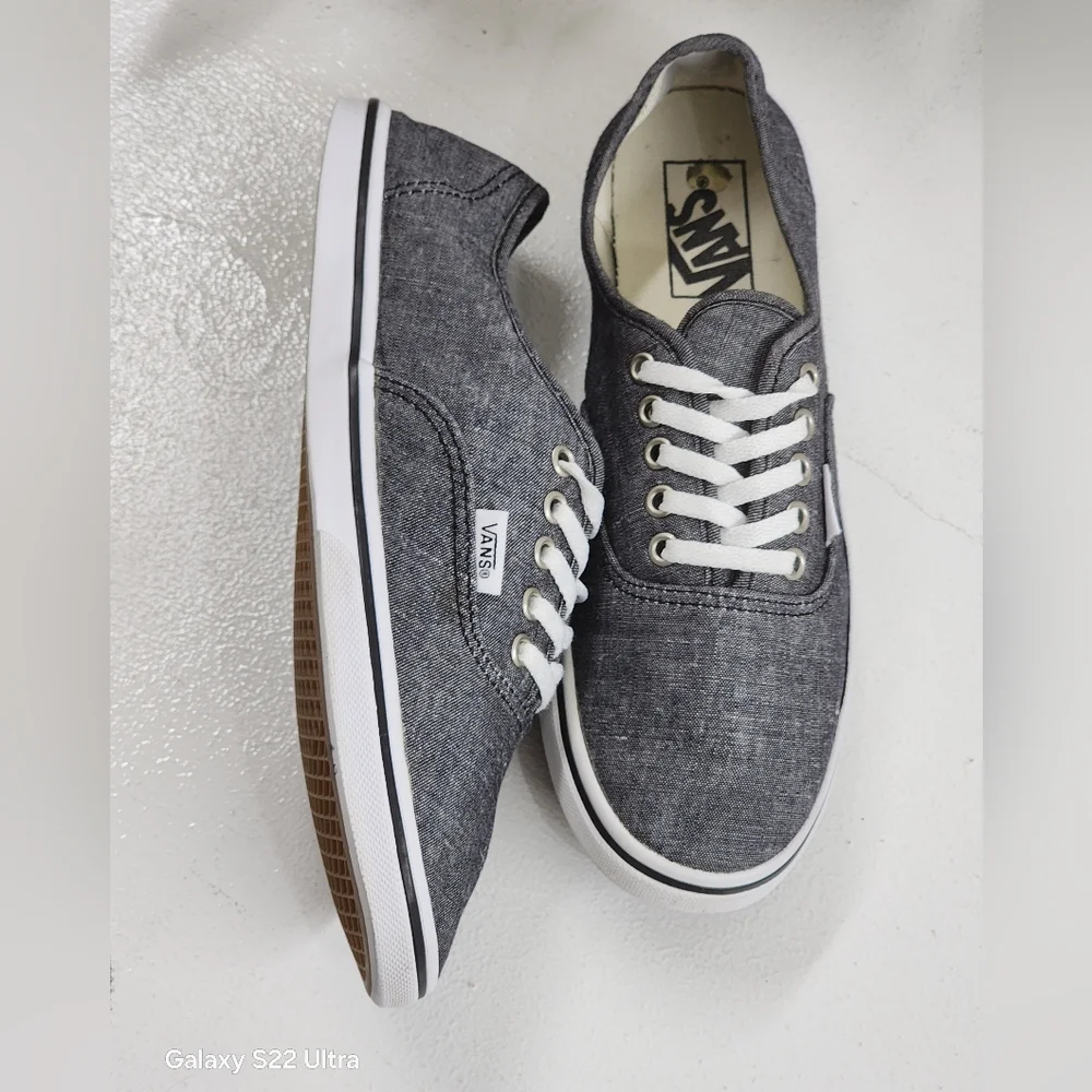 Vans Black and White Women Size 8.5